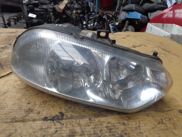 PHARE DROIT ALFA - Vue 1